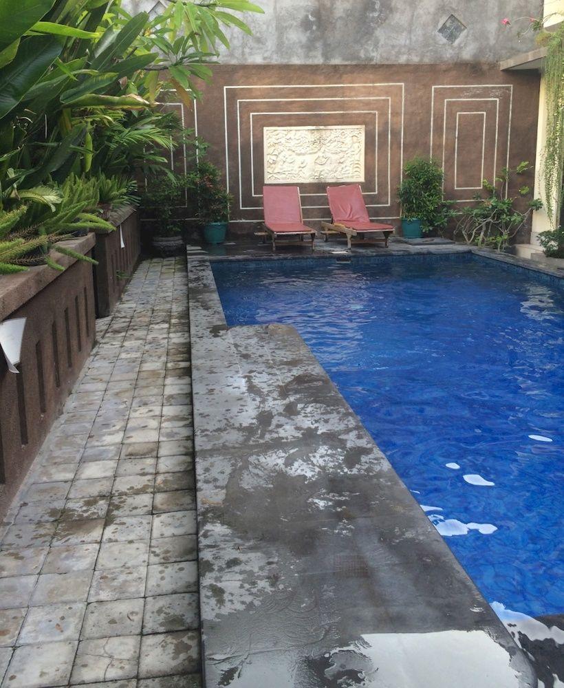 Waringin Homestay Kuta  Exterior photo